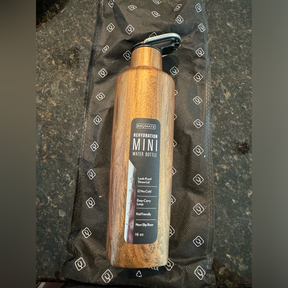 Brumate water bottle